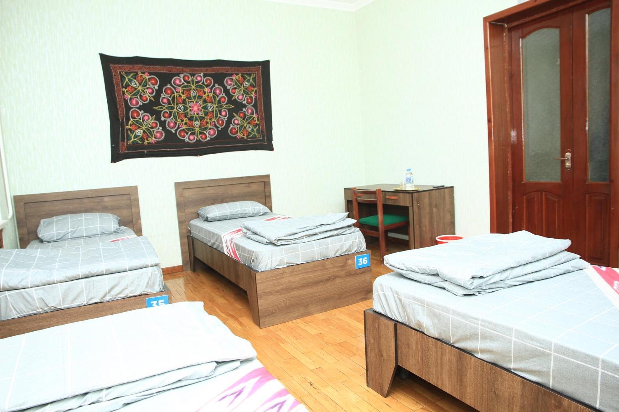Yellow Hostel Dushanbe Exterior foto